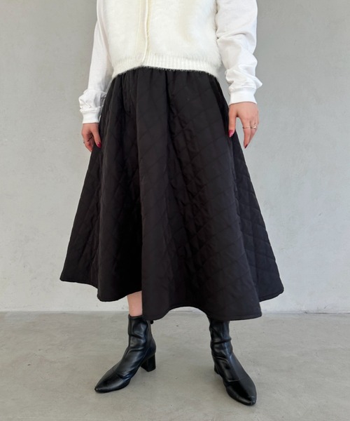 un+frame（アンフレーム）の「quilting skirt／キルティングフレアスカート（スカート・レディース・ブラック/カーキ/ホワイト/ブラウン・FREE）」の16枚目の写真