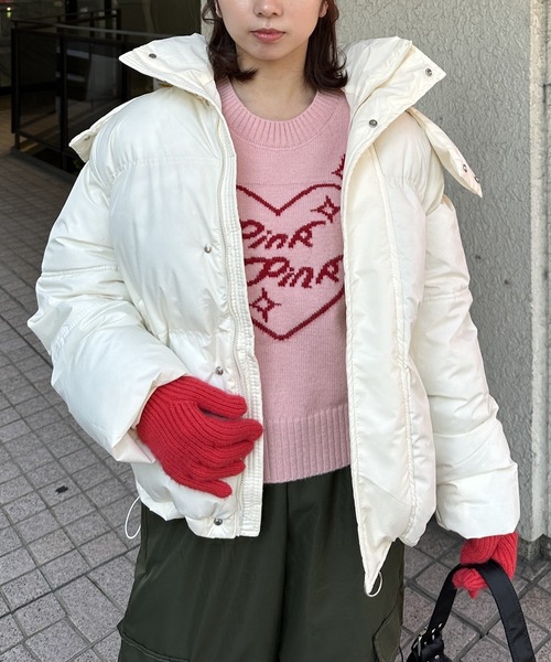 イ*？様 アイボリー フード付きダウンジャケット