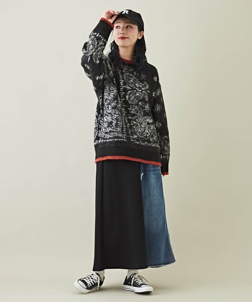 CUBE SUGAR（キューブシュガー）の「モヘアタッチジャガードペイズリー柄ニット（ニット/セーター・レディース・ネイビー/ホワイト/ブラック・M）」の9枚目の写真