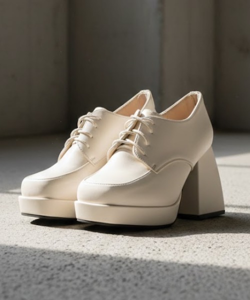 LOVEHUNTER（ラブハンター）の「厚底 バルキーヒール バックジップドレスシューズ（ドレスシューズ・レディース・アイボリー/ブラック系2/ブラック系1・S/M/L/LL）」の2枚目の写真