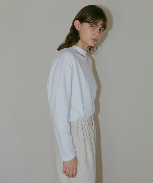 MANOF（マノフ）の「W FACE L/S TOPS（Tシャツ/カットソー・レディース・ブラック/ホワイト・FREE）」の4枚目の写真