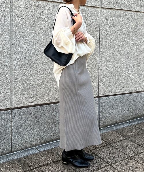 un dix cors（アンディコール）の「スキッパーバックギャザーブラウス（シャツ/ブラウス・レディース・グリーン/チャコールグレー/アイボリー・FREE）」の11枚目の写真