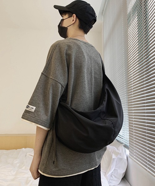 セール】ナイロン ハーフムーン ショルダーバッグ（ショルダー