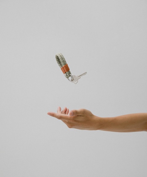 EKAL（エカル）の「TINY GARDEN PRODUCTS　マルチユースキーホルダー（その他雑貨・レディース・グリーン系その他/ブラック系その他/ブルー系その他/ピンク系その他/ホワイト系その他/パープル系その他/カーキ/イエロー系その他・ONE）」の4枚目の写真