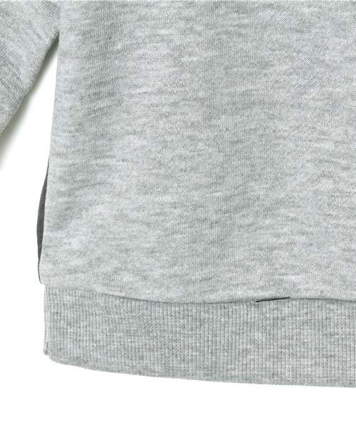 CIAOPANIC TYPY（チャオパニックティピー）の「KIDS スウェット×布帛ドッキングプルオーバー（スウェット・キッズ・グレー/ネイビー・105/95/135/115/125）」の7枚目の写真