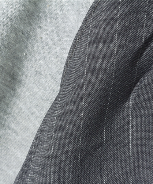 CIAOPANIC TYPY（チャオパニックティピー）の「KIDS スウェット×布帛ドッキングプルオーバー（スウェット・キッズ・グレー/ネイビー・105/95/135/115/125）」の8枚目の写真