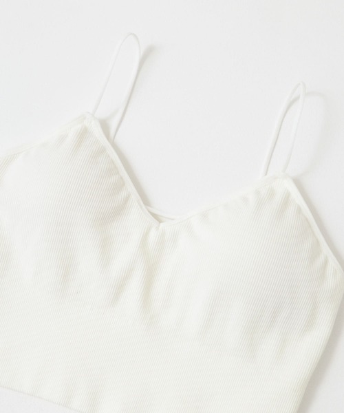 KBF（ケイビーエフ）の「カップ付きインナーキャミソール（キャミソール・レディース・グレー/オフホワイト/ブラック・ONE）」の7枚目の写真