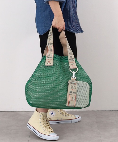 COOCO(クーコ)の「COOCOオリジナル柄テープポーチ付メッシュトートバッグ/BIGサイズ/A4対応(トートバッグ・レディース・ブルー/グレー/ブラック/ベージュ/グリーン・9)」の4枚目の写真