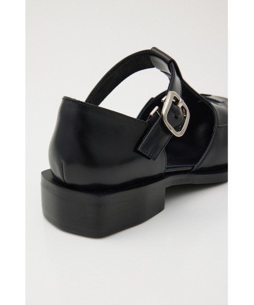 STACCATO(スタッカート)の「ティラナチュTストレップシューズ(サンダル・レディース・ブラック/ホワイト・22.5cm/23cm/23.5cm/24cm/24.5cm)」の8枚目の写真