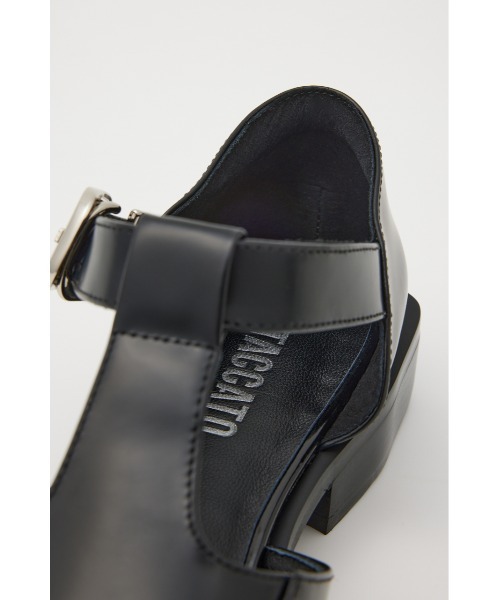 STACCATO(スタッカート)の「ティラナチュTストレップシューズ(サンダル・レディース・ブラック/ホワイト・22.5cm/23cm/23.5cm/24cm/24.5cm)」の13枚目の写真