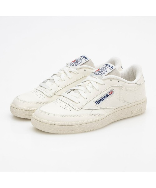 Reebok(リーボック)の「クラブシー 85 / CLUB C 85(スニーカー・メンズ・アイボリー/ホワイト系その他・22.5cm/23.0cm/23.5cm/24.5cm/24.0cm/25.0cm/25.5cm/26.0cm/26.5cm/27.0cm/27.5cm/28.0cm/28.5cm/29.0cm/30.0cm)」の4枚目の写真