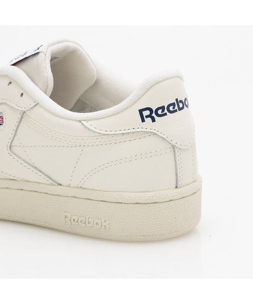 Reebok(リーボック)の「クラブシー 85 / CLUB C 85(スニーカー・メンズ・アイボリー/ホワイト系その他・22.5cm/23.0cm/23.5cm/24.5cm/24.0cm/25.0cm/25.5cm/26.0cm/26.5cm/27.0cm/27.5cm/28.0cm/28.5cm/29.0cm/30.0cm)」の8枚目の写真