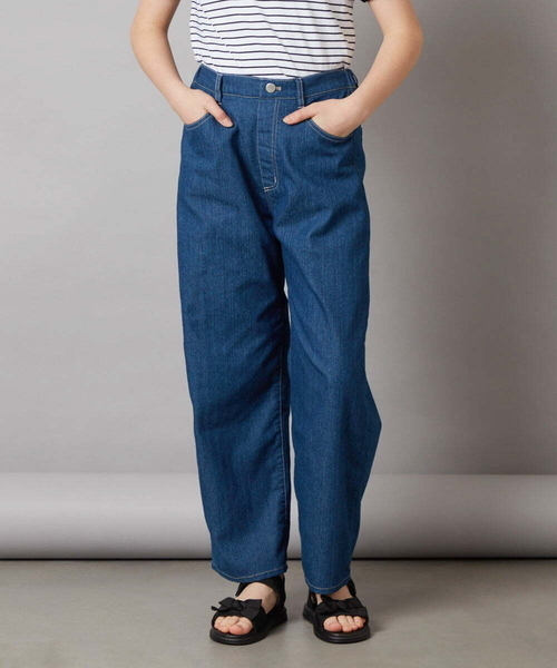 a.v.v（アーヴェヴェ）の「[140-150]エッグパンツ（デニムパンツ・キッズ・ブルー/アイボリー・140/150）」の5枚目の写真