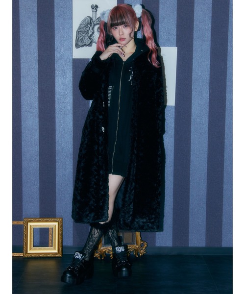 Ank Rouge（アンクルージュ）の「Bemqin エコファーチェスターコート（チェスターコート・レディース・ベージュ/アイボリー/ブルー/ブラック・MEDIUM）」の2枚目の写真