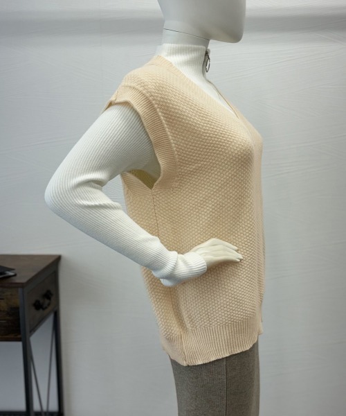 Miniministore(ミニミニストア)の「ニットベスト レディースチョッキ 重ね着(ベスト・レディース・ライトブルー/ベージュ/パープル/グリーン/ブラウン/レッド・FREE)」の10枚目の写真