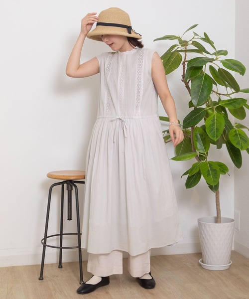 POU DOU DOU（プードゥドゥ）の「ピンタックレースノースリーブワンピース（ワンピース・レディース・ブラック/ライトブルー/オフホワイト・3）」の6枚目の写真