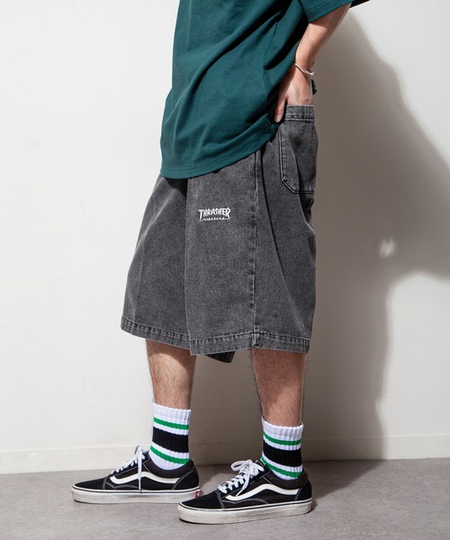 THRASHER（スラッシャー）の「【THRASHER】 カツラギデニム イージー ワイド ハーフパンツ（デニムパンツ・メンズ・ベージュ/ブラック系/オフホワイト/ブラック・LARGE/MEDIUM/X-LARGE）」の4枚目の写真