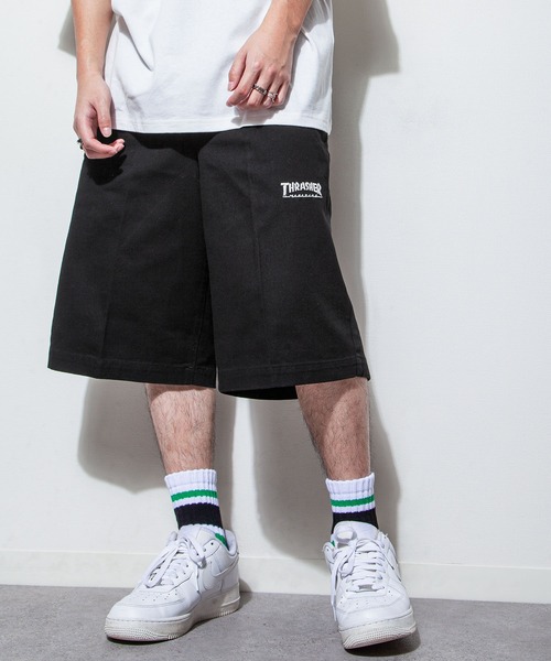 THRASHER（スラッシャー）の「【THRASHER】 カツラギデニム イージー ワイド ハーフパンツ（デニムパンツ・メンズ・ベージュ/ブラック系/オフホワイト/ブラック・LARGE/MEDIUM/X-LARGE）」の3枚目の写真