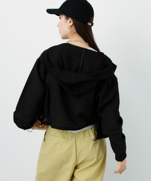 saloon(サルーン)の「SALOON(サルーン)/ シアーフードブルゾン【洗濯機洗い可】(ブルゾン・レディース・ミント/ブラック/ライトベージュ・FREE)」の12枚目の写真