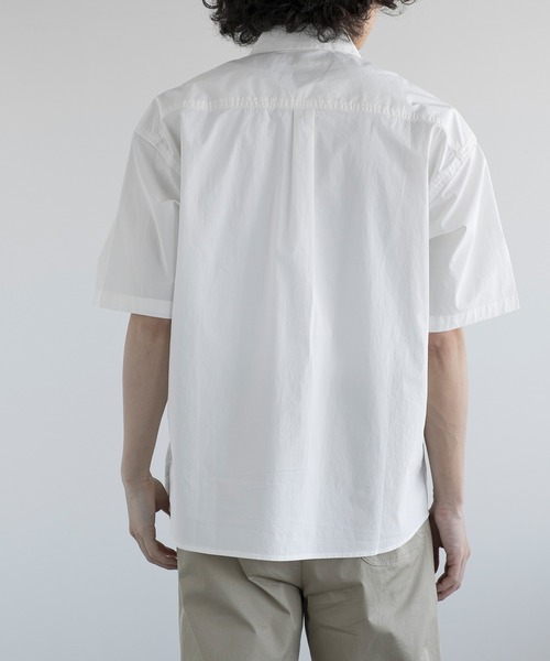 aimoha(アイモハ)の「aimoha men ESSENTIAL ELEGANCE SHORT-SLEEVE SHIRT (SS)(シャツ/ブラウス・メンズ・ブラック/カーキ/ホワイト・MEDIUM/LARGE/X-LARGE/XX-LARGE)」の5枚目の写真