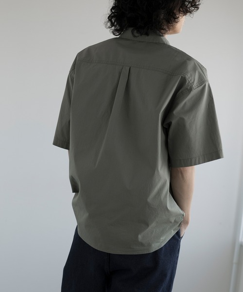 aimoha(アイモハ)の「aimoha men ESSENTIAL ELEGANCE SHORT-SLEEVE SHIRT (SS)(シャツ/ブラウス・メンズ・ブラック/カーキ/ホワイト・MEDIUM/LARGE/X-LARGE/XX-LARGE)」の19枚目の写真