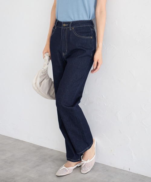 tocco closet(トッコ クローゼット)の「【ZOZO限定】ハイウエストストレートパンツ(デニムパンツ・レディース・オフホワイト/グレー/ネイビー/ブルー・M)」の3枚目の写真
