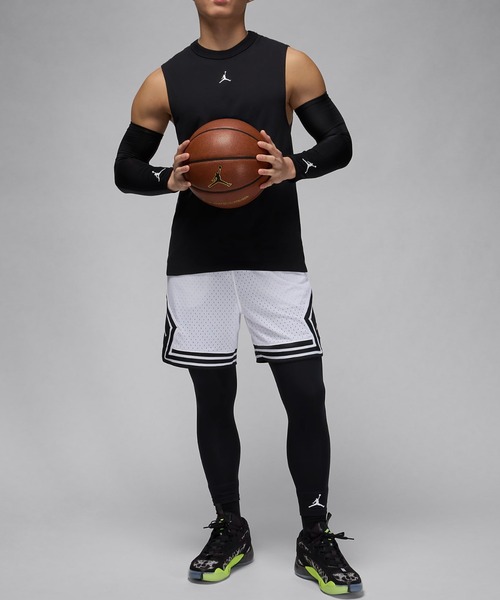 JORDAN BRAND(ジョーダンブランド)の「NIKE JORDAN DF SPRT S/L TOP FN5857-010(タンクトップ・メンズ・ブラック・X-LARGE/LARGE/MEDIUM/SMALL)」の3枚目の写真