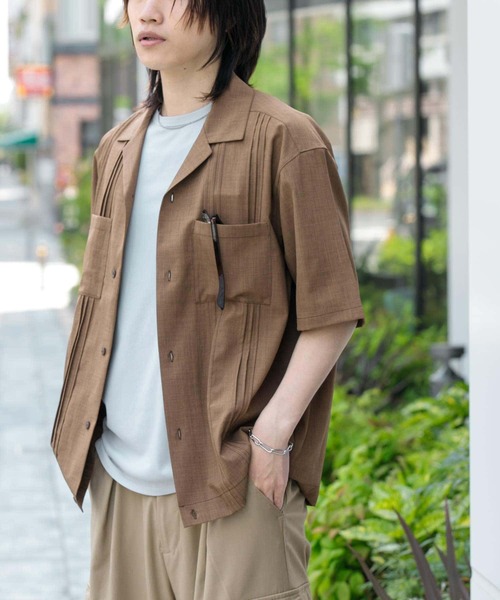 SENSE OF PLACE by URBAN RESEARCH(センスオブプレイスバイアーバンリサーチ)の「『セットアップ対応』 『UR TECH DRYLUXE』リネンライクキューバシャツ(シャツ/ブラウス・メンズ・ブラウン/ブラック/ブルー・MEDIUM/LARGE)」の4枚目の写真