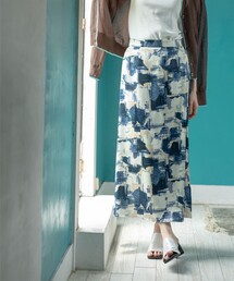OPAQUE.CLIP | 幾何プリント サテンナローフレアスカート【洗濯機洗い可】(スカート)