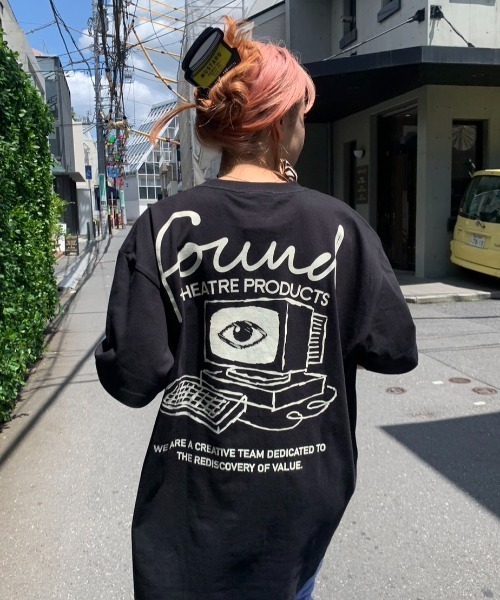 THEATRE PRODUCTS（シアタープロダクツ）の「found PCプリントTシャツ（Tシャツ/カットソー・レディース・ホワイト/グリーン/ブラック・FREE）」の2枚目の写真