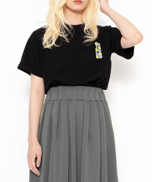 PUNYUS(プニュズ)の「わたしたちJAPAN girls Tシャツ(Tシャツ/カットソー・レディース・ホワイト/ブラック/ライトパープル・1/2/4/3)」の4枚目の写真