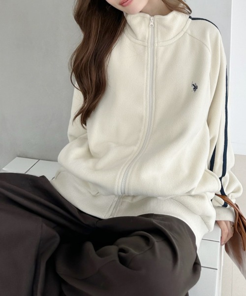 U.S. POLO ASSN.(ユーエスポロアッスン)の「Ada. / U.S. POLO ASSN.ユーエスポロアッスン ラインデザインフリーストラックジャケット(ブルゾン・レディース・ブラック/ベージュ/ネイビー/グレー/カーキ/アイボリー/レッド・M/L/S)」の9枚目の写真