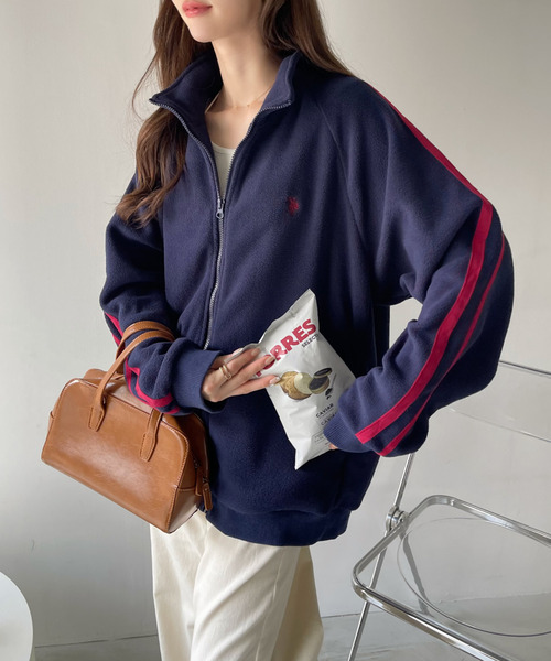 U.S. POLO ASSN.(ユーエスポロアッスン)の「Ada. / U.S. POLO ASSN.ユーエスポロアッスン ラインデザインフリーストラックジャケット(ブルゾン・レディース・ブラック/ベージュ/ネイビー/グレー/カーキ/アイボリー・M/L/S)」の7枚目の写真