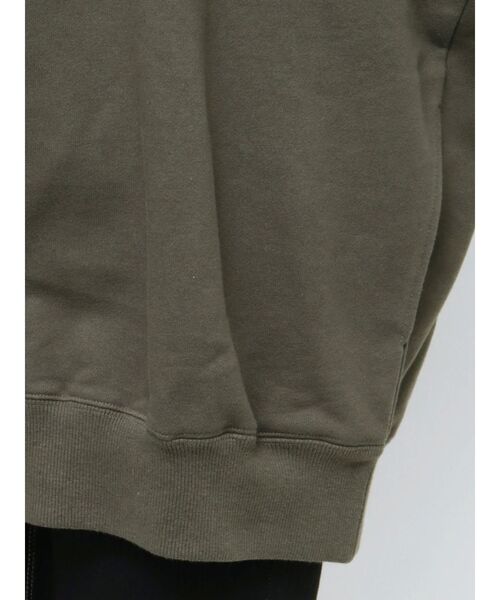 GYDA(ジェイダ)の「GYDALMATIAN Vネックスウェットトップス(スウェット・レディース・ピンク/チャコールグレー/オフホワイト・FREE)」の22枚目の写真