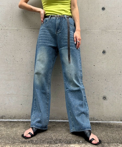 bohmal(ボマール)の「【M~3L展開】ラインストーン付きルーズデニムパンツ(デニムパンツ・レディース・ブルー・3L/LL/LARGE/MEDIUM)」の2枚目の写真