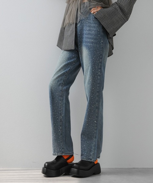 bohmal(ボマール)の「【M~3L展開】ラインストーン付きルーズデニムパンツ(デニムパンツ・レディース・ブルー・3L/LL/LARGE/MEDIUM)」の16枚目の写真