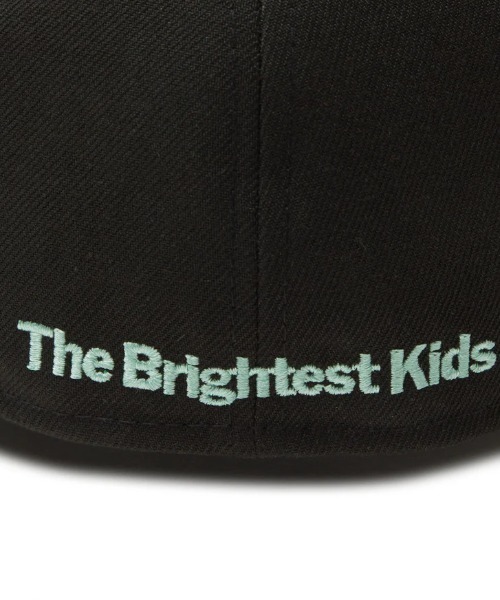 NEW ERA(ニューエラ)の「【NEW ERA】59FIFTY NEWYORK MAGAZINE / フィフティーナインフィフティーニューヨークマガジン(キャップ・メンズ・ブラック・7 1/4/7 3/8/7 1/2/7 5/8)」の4枚目の写真