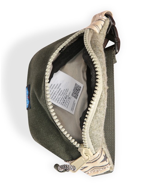 KAVU（カブー）の「KAVU/カブー Wrist Keeper/リストキーパー（ボディバッグ/ウエストポーチ・メンズ・B/A・FREE）」の4枚目の写真