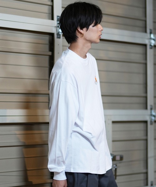 TOY　MACHINE（トイ　マシーン）の「【ムラサキスポーツ限定】TOY MACHINE/トイマシーン ロンT/長袖Tシャツ ビックシルエット バックプリント MTMFELT4（Tシャツ/カットソー・メンズ・ホワイト/ライトブルー/ブラック・M/L/XL）」の7枚目の写真