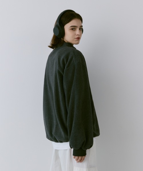 flaner(フラネ)の「Loose half zip fleece / ルーズハーフジップフリース(スウェット・レディース・アイボリー/チャコールグレー・LARGE/MEDIUM)」の12枚目の写真