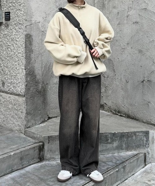 flaner(フラネ)の「Loose half zip fleece / ルーズハーフジップフリース(スウェット・レディース・アイボリー/チャコールグレー・LARGE/MEDIUM)」の6枚目の写真