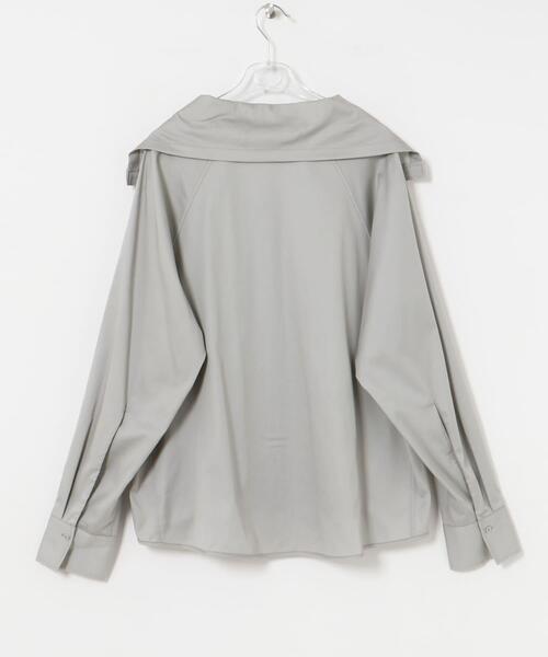 LAATO（ラート）の「square collar blouse（Tシャツ/カットソー・レディース・キャメル/グレー・FREE）」の10枚目の写真