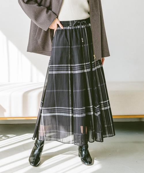 GLOBAL WORK（グローバルワーク）の「エアリーリラックスシャイニースカート/115699（スカート・レディース・グレー/ブラック×ホワイト/レオパード/ブラウン/ブラック/チェック/ベージュ/グリーン系その他3・SHORT/REGULAR）」の2枚目の写真