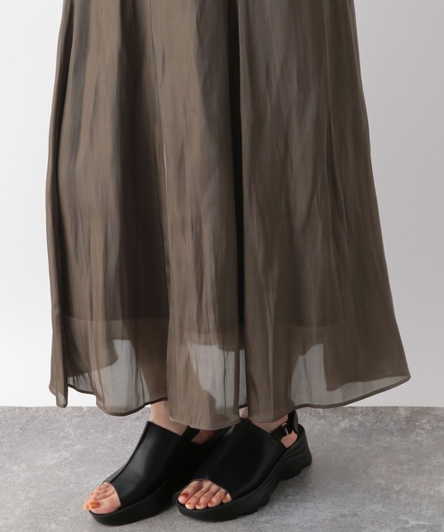 GLOBAL WORK（グローバルワーク）の「エアリーリラックスシャイニースカート/115699（スカート・レディース・グレー/ブラック×ホワイト/レオパード/ブラウン/ブラック/チェック/ベージュ/グリーン系その他3・SHORT/REGULAR）」の17枚目の写真