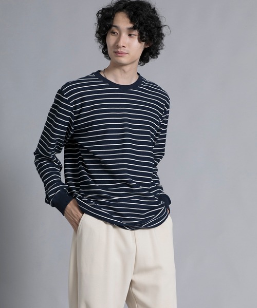 aimoha(アイモハ)の「aimoha men Timeless Striped Crewneck Sweater(スウェット・メンズ・ブラック/オフホワイト/ブルー・MEDIUM/LARGE/X-LARGE/XX-LARGE/XXX-LARGE)」の1枚目の写真