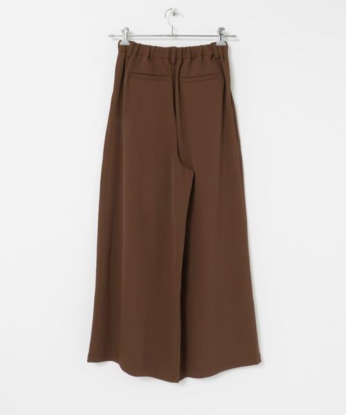 ITEMS URBANRESEARCH（アイテムズ アーバンリサーチ）の「タックワイドイージーパンツ（その他パンツ・レディース・ブラウン/オフホワイト/ブラック・FREE）」の21枚目の写真