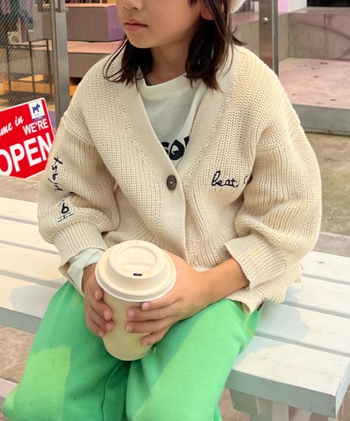 CIAOPANIC TYPY(チャオパニックティピー)の「【KIDS】ポイント刺繍ニットカーデ(カーディガン/ボレロ・キッズ・オフホワイト/グレー/ブラック・SMALL/MEDIUM/LARGE/X-LARGE/XX-LARGE)」の5枚目の写真