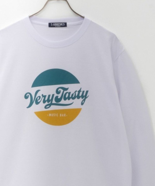 Mac-House(マックハウス)の「T-GRAPHICS ロゴプリント長袖Tシャツ(Tシャツ/カットソー・メンズ・ブラック/グレー/ホワイト/ライトグレー/チャコールグレー/アイボリー/ブルー系/グリーン系/ホワイト系1/グレー系2/ブルーグリーン/ブラック系2/ライトグレー系1/グレー系1/ブラック系1/ブラウン・S/M/L/XL)」の4枚目の写真
