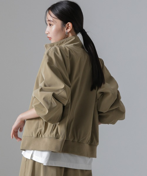 NANO universe（ナノユニバース）の「ピーチフェイクレザースタンドカラーブルゾン(セットアップ可)（ブルゾン・レディース・ブラック/ベージュ/モカ・FREE）」の5枚目の写真