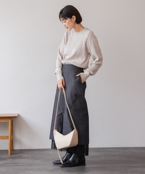 Bou Jeloud（ブージュルード）の「アシンメトリー舟形トート（トートバッグ・レディース・アイボリー/ブラック・ONESIZE）」の5枚目の写真